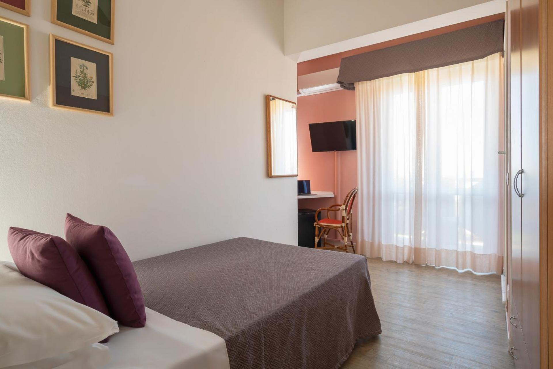 Hotel Azzurra Марина-ди-Пьетрасанта Экстерьер фото